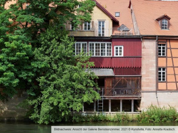 Das Bernsteinzimmer – endlich gefunden! - Kunstvilla Gebäudeansicht des Bernsteinzimmers an der Pegnitz