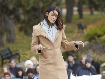 Copyright: Playtime Szenenbild aus GUEST OF HONOUR