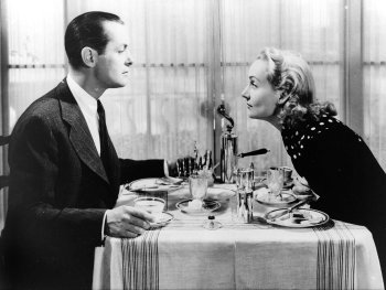 Copyright: Quelle Deutsche Kinemathek Szenenbild aus MR. & MRS. SMITH