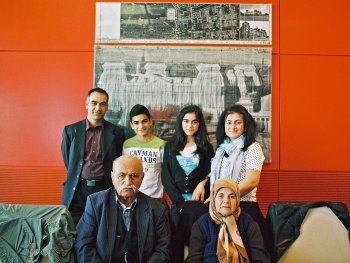 Copyright: Ingeborg Ullrich Szenenbild aus BERLIN – ECKE BUNDESPLATZ: DER YILMAZ-CLAN