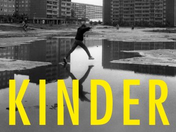 Copyright: Suhrkamp Verlag Buchcover von KINDER VON HOY: FREIHEIT, GLÜCK UND TERROR