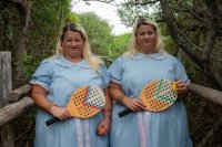 Szenenbild aus COME UN GATTO IN TANGENZIALE – RITORNO A COCCIA DI MORTO