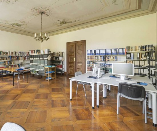 Lesesaal Wissenschaftliche Bibliothek, Stadtarchiv Fürth, Schloss Burgfarrnbach