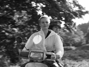 Copyright: Hanno Lentz; Majestic Szenenbild aus GRÜSSE AUS FUKUSHIMA