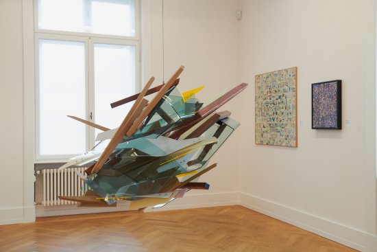 Ausstellungsansicht "auf den Weg gebracht - 10 Jahre Kunstvilla"