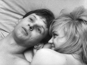 Copyright: Trigon Film Szenenbild aus DIE LIEBE EINER BLONDINE