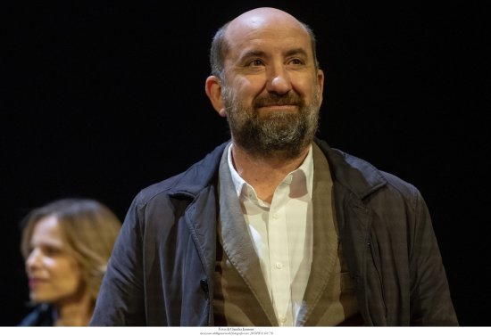 Szenenbild aus ALLES NUR THEATER?
