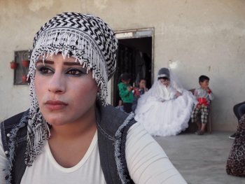 Copyright: Antonia Kilian Szenenbild aus THE OTHER SIDE OF THE RIVER