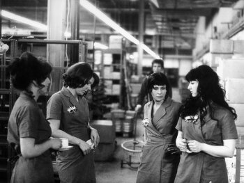 Copyright: Quelle: Deutsche Kinemathek Szenenbild aus EINE PRÄMIE FÜR IRENE