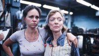 Szenenbild aus NORMA RAE – EINE FRAU STEHT IHREN MANN