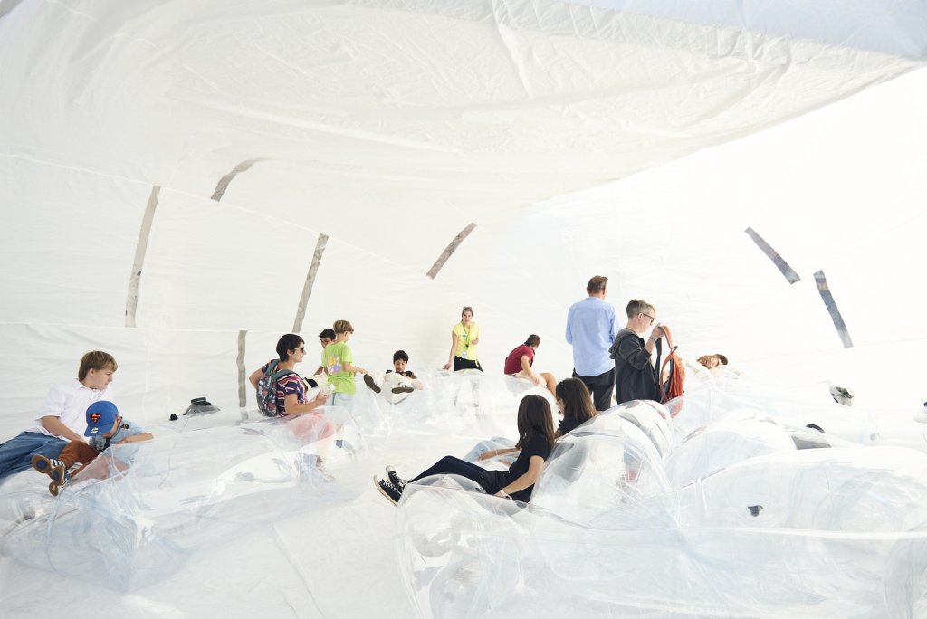Sensing Spaces besitzbare Skulpturen