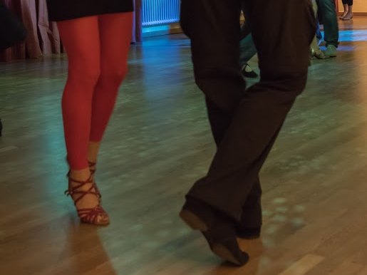 Tanzende Beine.