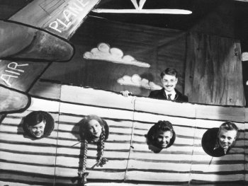 Copyright: MFA FilmDistribution e.K. Carlton Film Szenenbild aus dem Film Das fliegende Klassenzimmer