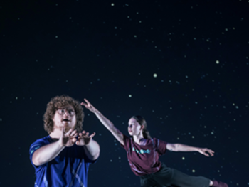 Copyright: EveryBody Workshop
Zwei Tanzende Teilnehmer in Pose