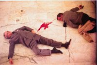 Szenenbild aus dem Film DIE MACHT UND IHR PREIS