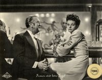 Szenenbild aus dem Film FRAUEN SIND KEIN ENGEL