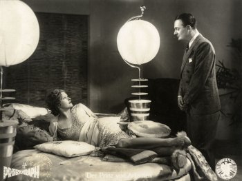 Copyright: Filmarchiv Austria
Szenenbild aus dem Film DER PRINZ VON ARKADIEN