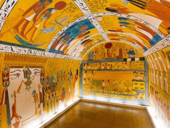 Blick in die Grabkammer