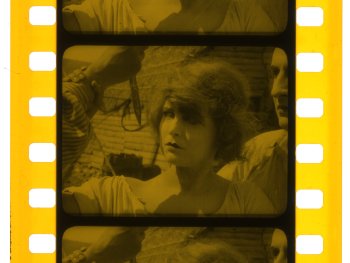 Copyright: Filmarchiv Austria Filmstreifen aus der Kinokopie des Films STRANDGUT