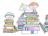 Copyright: Anika Meier Zeichnung von 3 lächelnden Zwergen, die hinter Bücherstapeln hervorschauen