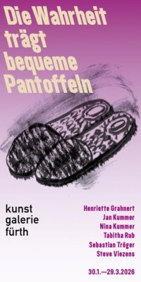 Text in großer, gelber Schrift auf violettem Hintergrund: 'Die Wahrheit trägt bequeme Pantoffeln'.