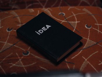 Szenenbild aus dem Film "Idea - İdea"