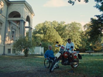 Szenenbild aus dem Film "Ungeduld des Herzens - Yüreğin Sabırsızlığı"