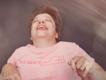 Copyright: Elsbeth Fraanje Szenenbild aus dem Film SEXUAK HEALING