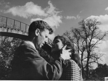 Copyright: DEFA-Stiftung; Werner Bergmann
Szenenbild aus dem Film DER GETEILTE HIMMEL