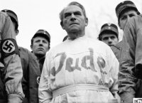 Szenenbild aus dem Film PROFESSOR MAMLOCK