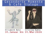 Links eine gezeichnete Figur mit zwei Kaffeetassen in erhobenen Händen, rechts eine Person in dunkler Kleidung mit langem Haar.