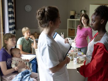 Copyright: Christine Plenus
Szenenbild aus dem Film JEUNES MÈRES – JUNGE MÜTTER