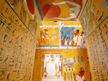 Blick in das Grab des Sennedjem