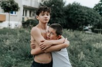 Szenenbild aus dem Film BRUDER