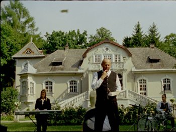 Szenenbild aus dem Film EIN MANN FÜR ALLES