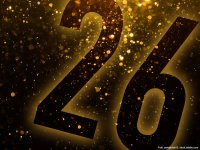 Große schwarze Zahl 26 vor golden glitzerndem Hintergrund