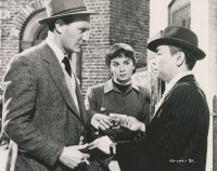 Szenenbild aus dem Film AUF FALSCHER SPUR