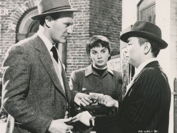 Copyright: Quelle: Deutsche Kinemathek Szenenbild aus dem Film AUF FALSCHER SPUR