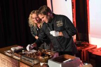 SCHOKOLADE - DAS KONZERT Musikalische Leckerbissen mit Christina Rommel