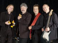 Peterlesboum Revival Band