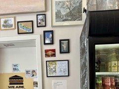 Experiment 001 der öffentlichen Museumsroute MoTeM im Innenraum des Café Pockets in Nürnberg