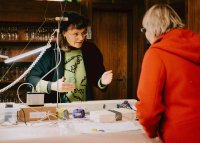 Ateliersituation Projekt "Aus mehreren Fäden"