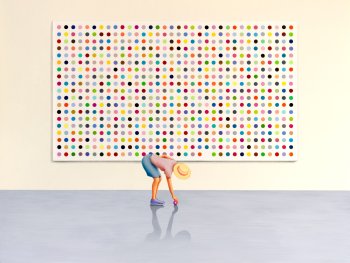 Illustration einer sich tief vorbeugenden Person mit Strohhut, die vor einem großformatigen Damien-Hirst-artigen Punkteraster-Gemälde einen Ball aufhebt, der aus dem Bild gefallen ist.