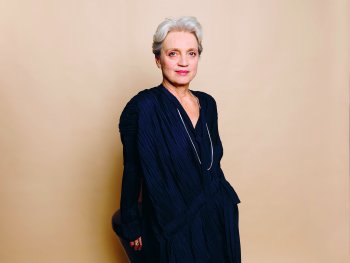 Portrait von Adeline Schebesch