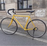 Besichtigung vor Fahrradversteigerung
