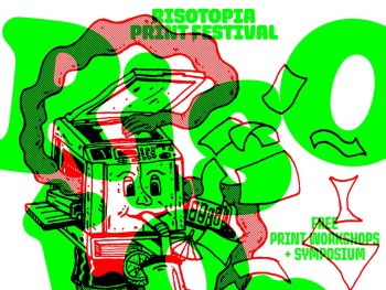 Copyright: Fakultät Design der TH Nürnberg Zweifarbige Illustration eines Risographie-Druckers mit Gesicht, der aus einem Cocktailglas trinkt und Seiten ausspuckt. mit Schriftzug "Risotopia Print Festival" und "Free Print Workshop + Symposium