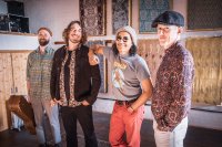 Wille & The Bandits (UK)