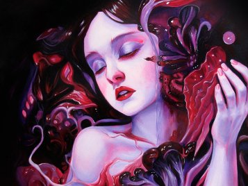 Eine weibliche Figur in Rot-, Violett- und Blautönen umgeben von floralen und abstrakten Elementen